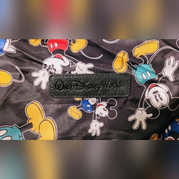 Mickey Mouse Timeless Cinch Sack/backpack - Walt Disney World - Picture 2 of 8